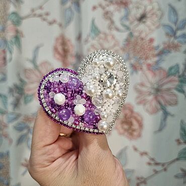 Украшения ручной работы. Ярмарка Мастеров - ручная работа Сердце-брошка. Handmade.