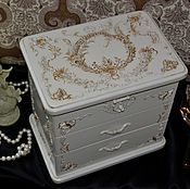 Mini chest of drawers for jewelry 