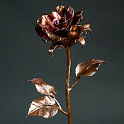 Фиолетовая роза из латуни, вариант 1