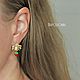 Серьги-пчёлки с клубничками из эмали. Серьги классические. Napoleonka - украшения из камней. Интернет-магазин Ярмарка Мастеров.  Фото №2