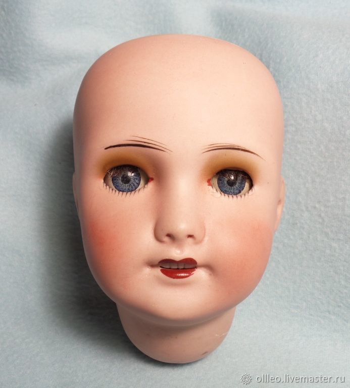 Голова пупса. Голова антикварной куклы. Голова куклы. Кукла с деревянной головой.