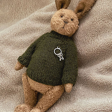 Куклы и игрушки (заяц вязаный) – купить изделия ручной работы в магазине вторсырье-м.рф