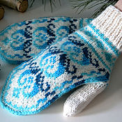 Mittens knitted handmade Star