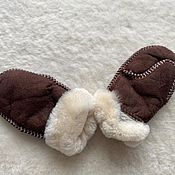 Одежда детская handmade. Livemaster - original item Sheepskin mittens for children brown 16cm volume. Handmade.