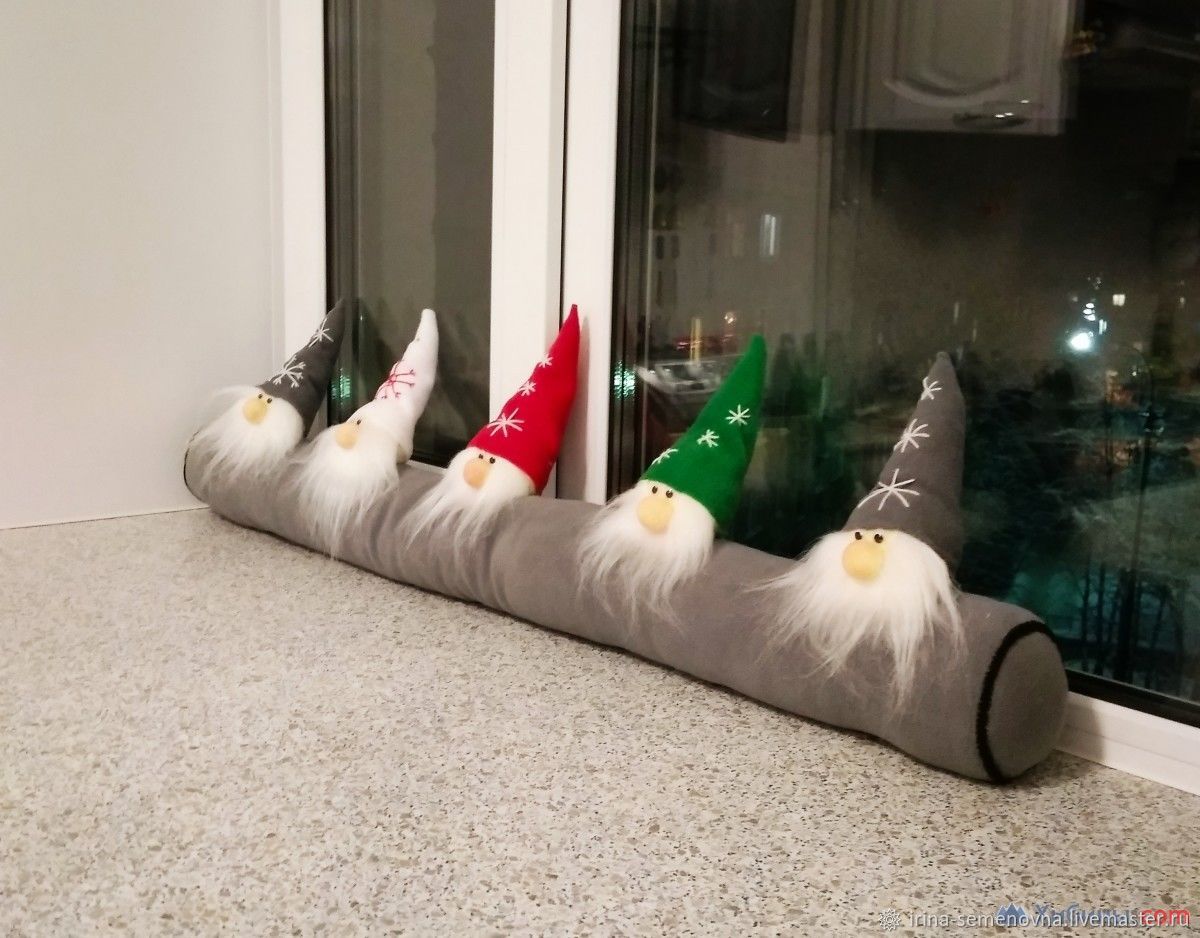 Валик под дверь своими руками