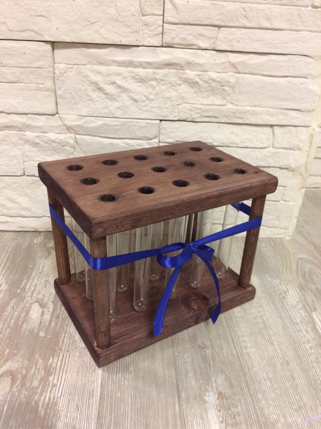 Цветы в колбах. Подставка с пробирками для цветов купить в интернет ...