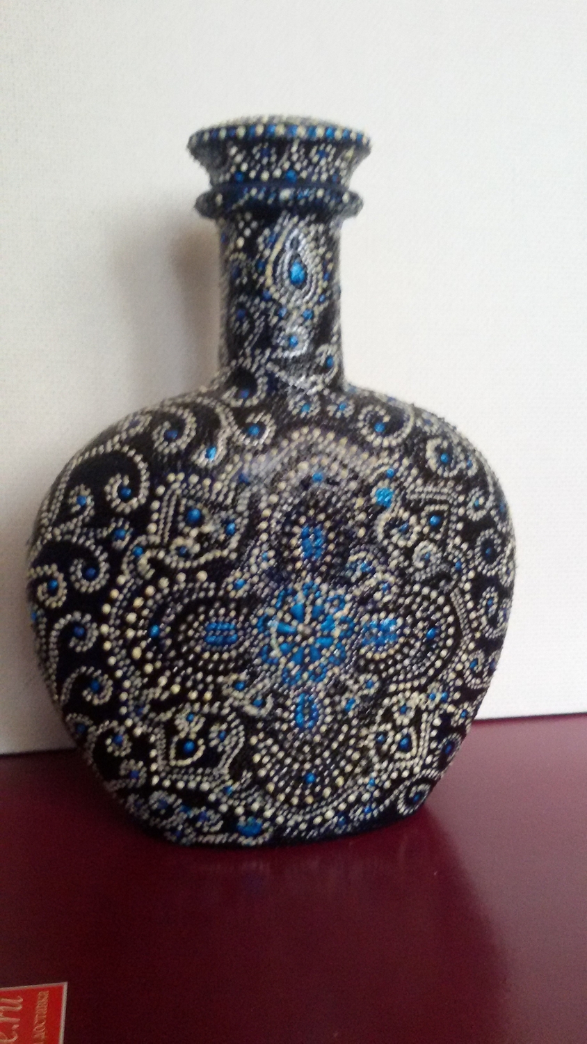 Кроме живописи, иногда занимаюсь точечной рос