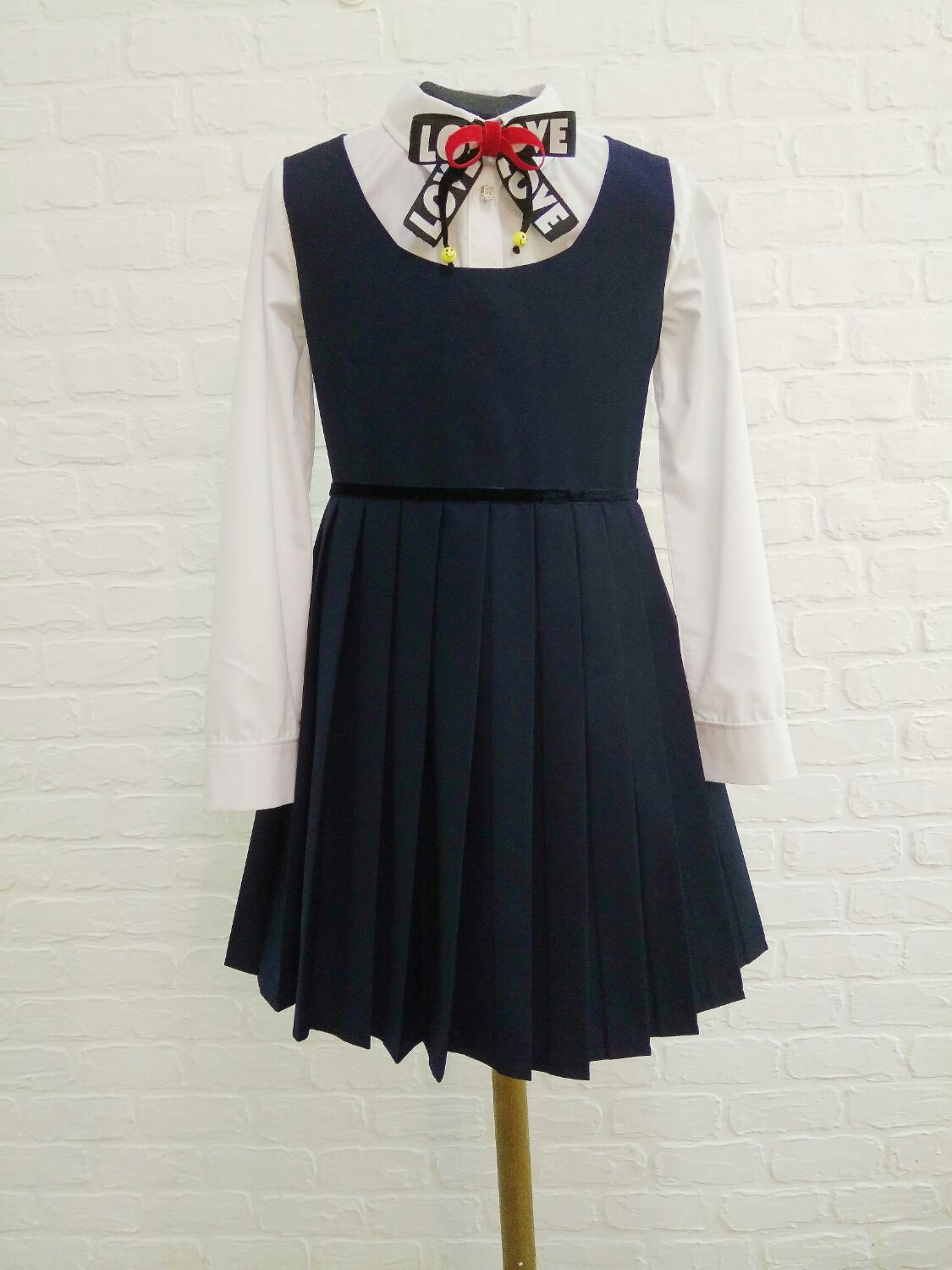 красивые корейские платья. деловой стиль китай. Songi rusumdagi maktab formalari sarafan. мактаб форма. Maktab formalari fasonlari qizlar uchun.