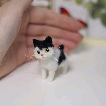 Куклы и игрушки ручной работы. Ярмарка Мастеров - ручная работа Котенок бобтейл. Миниатюра из шерсти. Handmade.