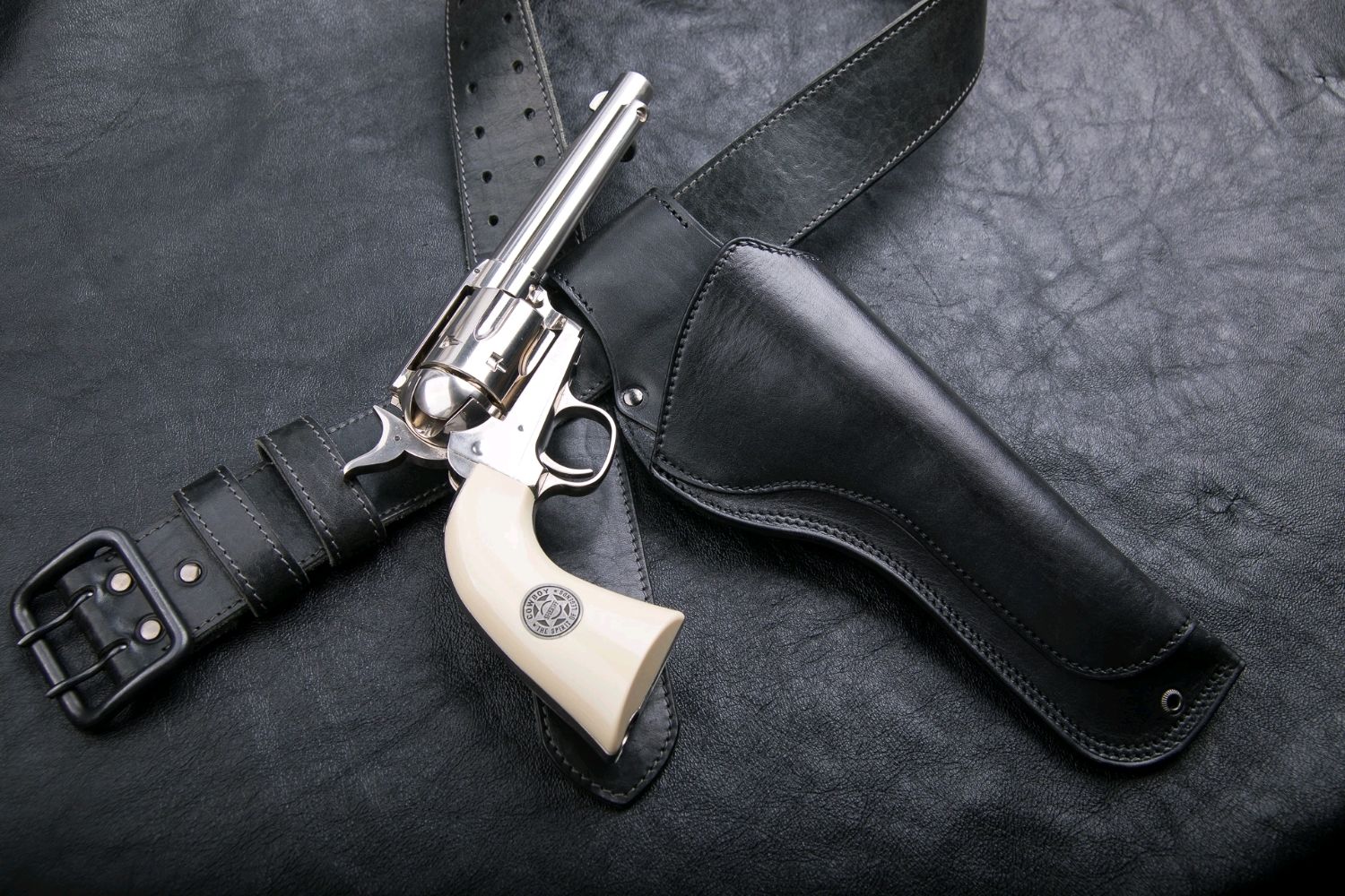 Colt Single Action Army 45 кобура