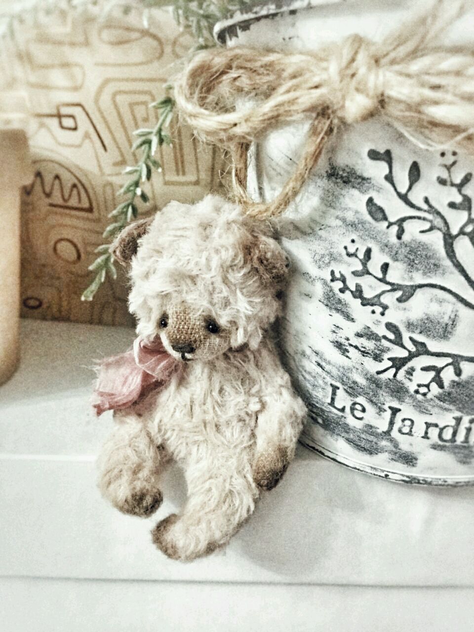 Карманные друзья. Тедди с карманными часами. Карманный друг. The Ultimate Miniature Teddy Bear collection.