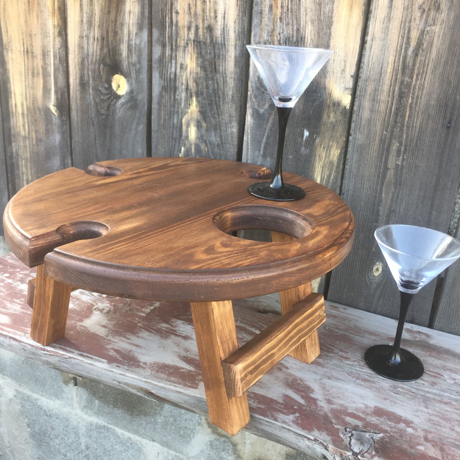 Столик для вина и бокалов деревянный чертеж