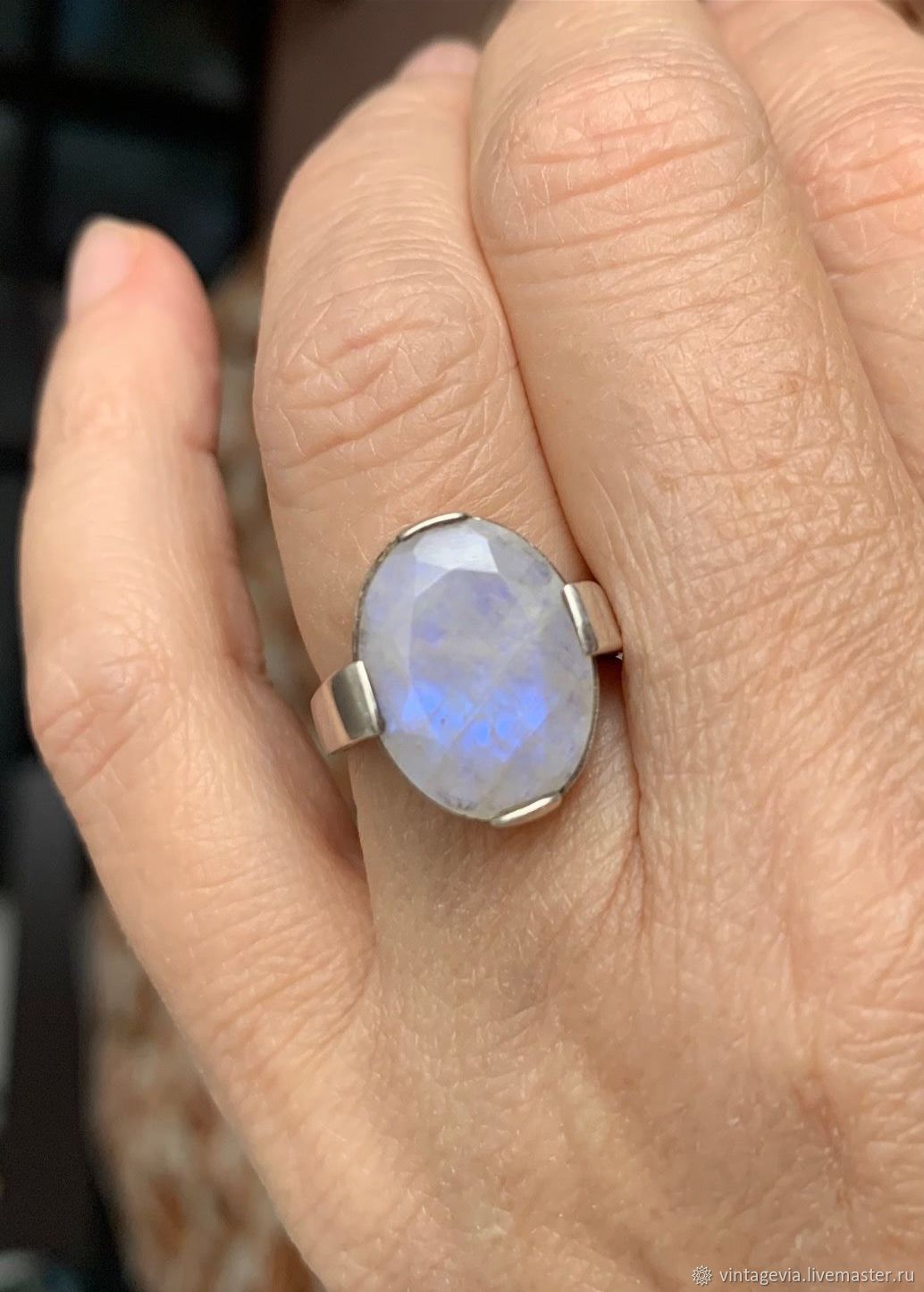 Винтаж: Кольцо "Лунная ночь" серебро 925, лунный камень – купить на ...