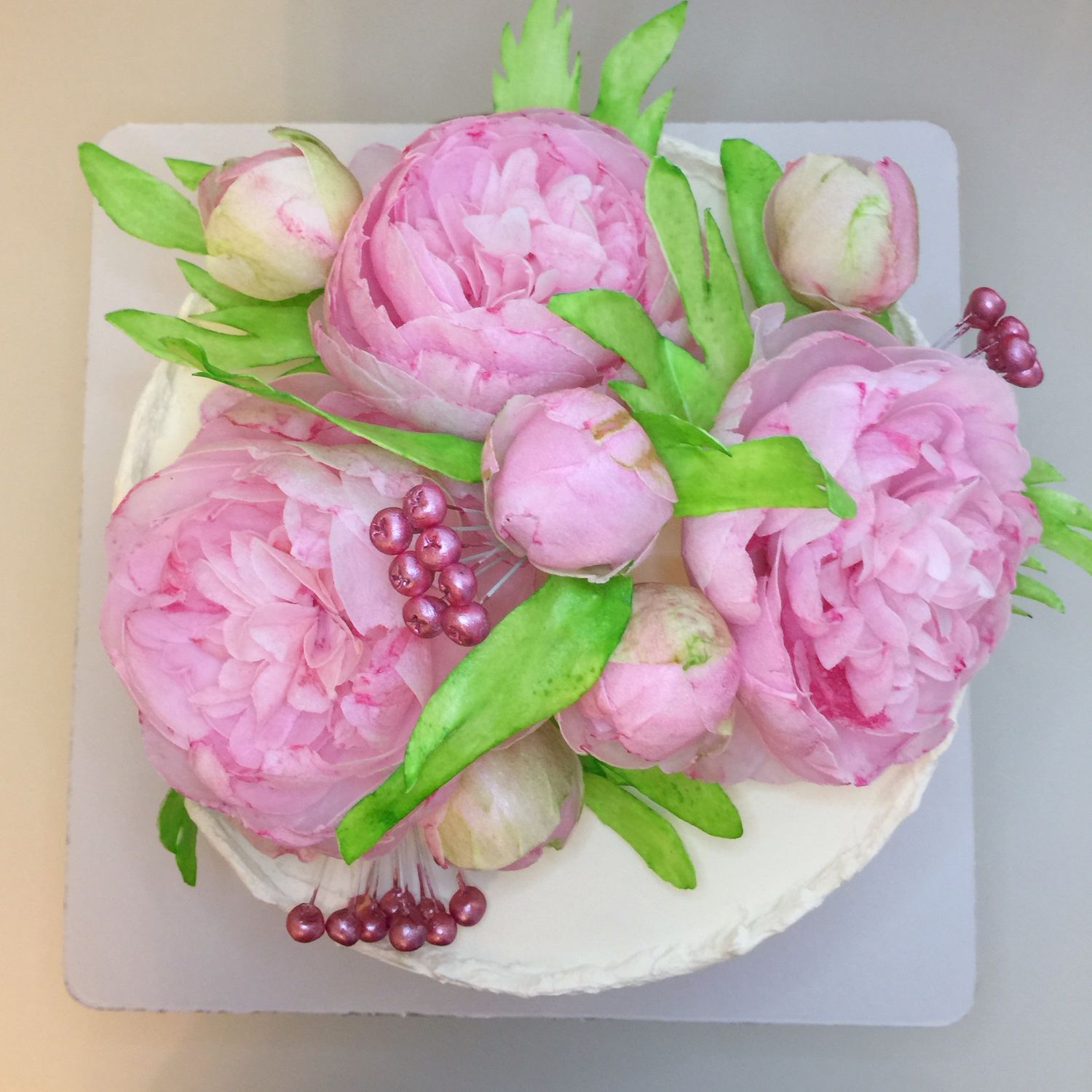 Цветы из вафельной бумаги на торт