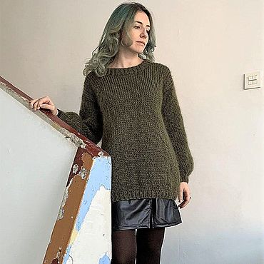 Одежда ручной работы. Ярмарка Мастеров - ручная работа Женский вязаный свитер из мохера хаки. Handmade.