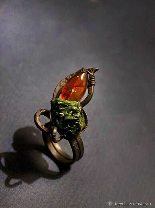 Медное кольцо с сибирским изумрудом (хромдиопсидом) - ALVARES купить в ...