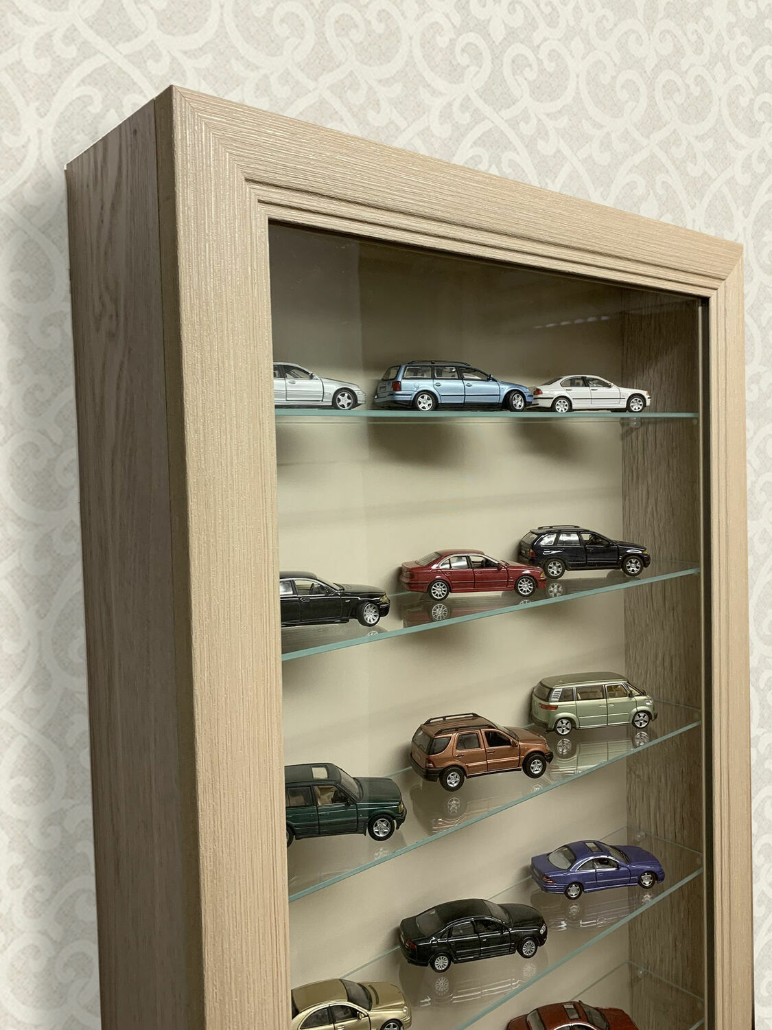 Витрина для коллекций: Настенная витрина АБСОЛЮТ купить в интернет ...