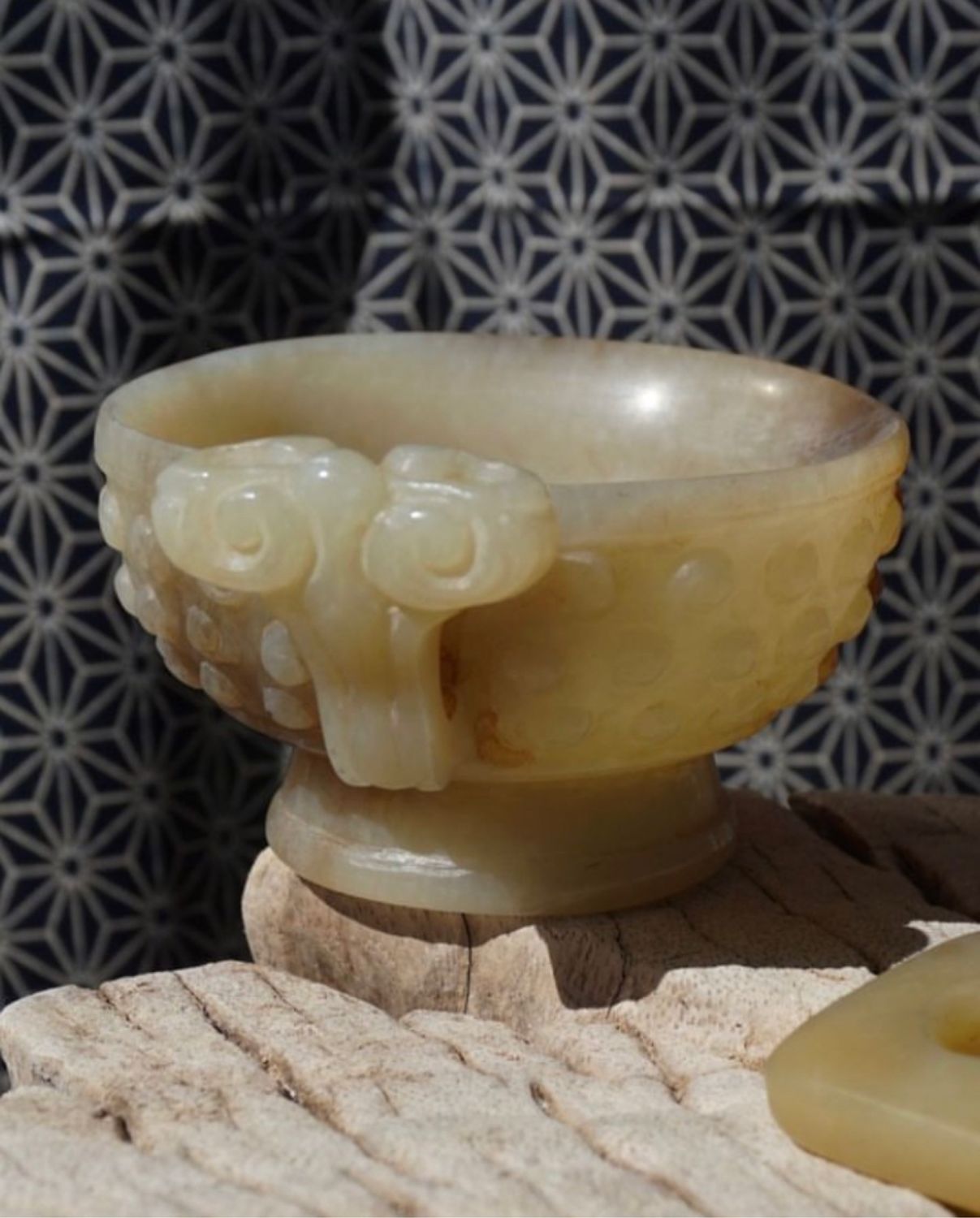 Нефритовая чаша купить в интернет-магазине Ярмарка Мастеров по цене ...