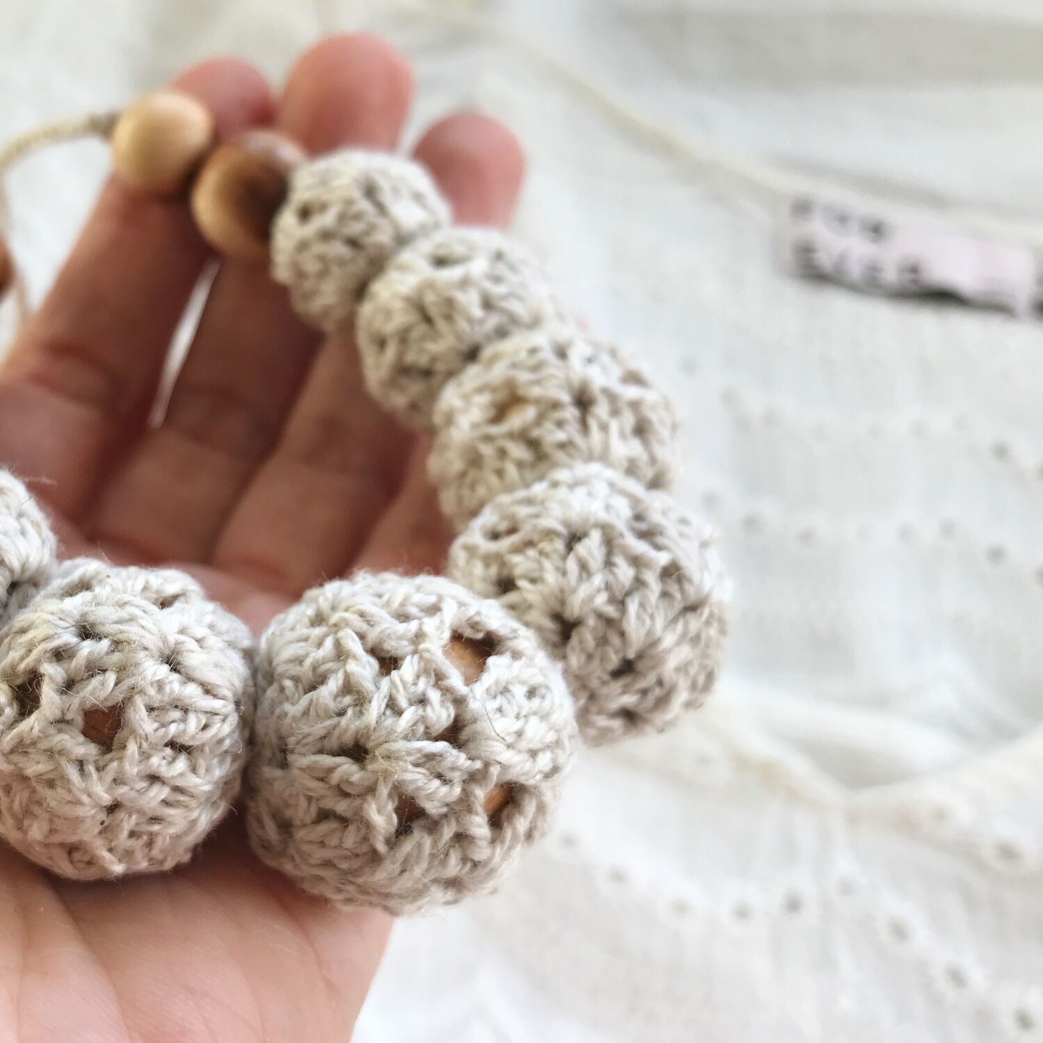 Бусы из можжевельника Натуральные льняные в интернет-магазине на ...