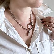 Украшения handmade. Livemaster - original item Necklace made of rose quartz beads, stylish chain and large lock. Handmade.