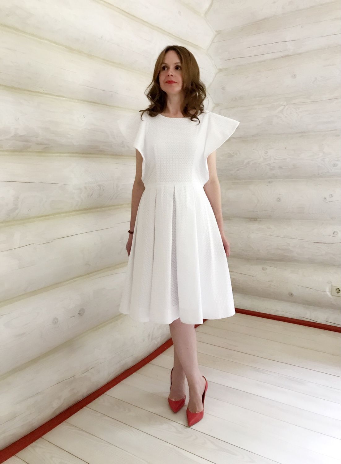 Самое простое белое платье