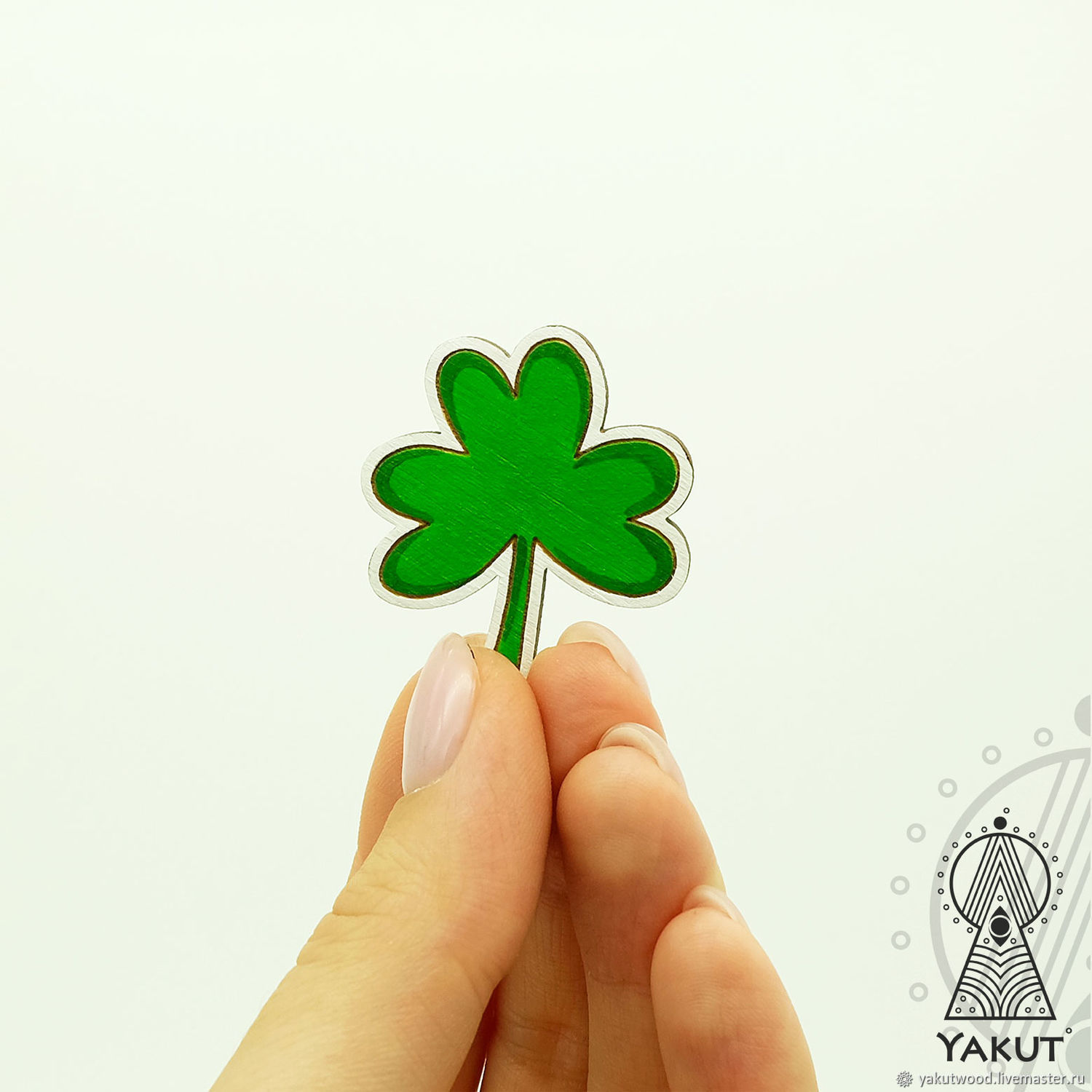 Доставляет аминокислоты к рибосоме. Структура напоминающая лист клевера. Строение транспортной рнк биохимия. Структура напоминающая лист клевера. Акцепторный участок молекулы трнк.