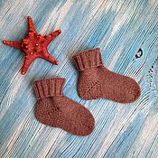Knitted brown warm socks from 100% wool Dundaga