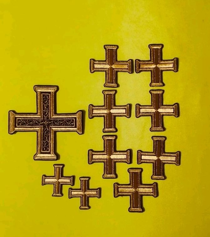 Вышитые кресты 