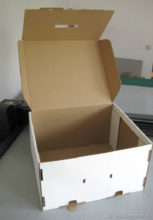 Продам коробку большую. Коробки из негофрированного картона. Коробки для продуктов из картона. Большие коробки из картонных коробок. Коробка из картона большая.