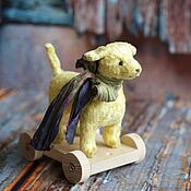 Куклы и игрушки handmade. Livemaster - original item Little Dog vintage style on the wooden cart. Handmade.