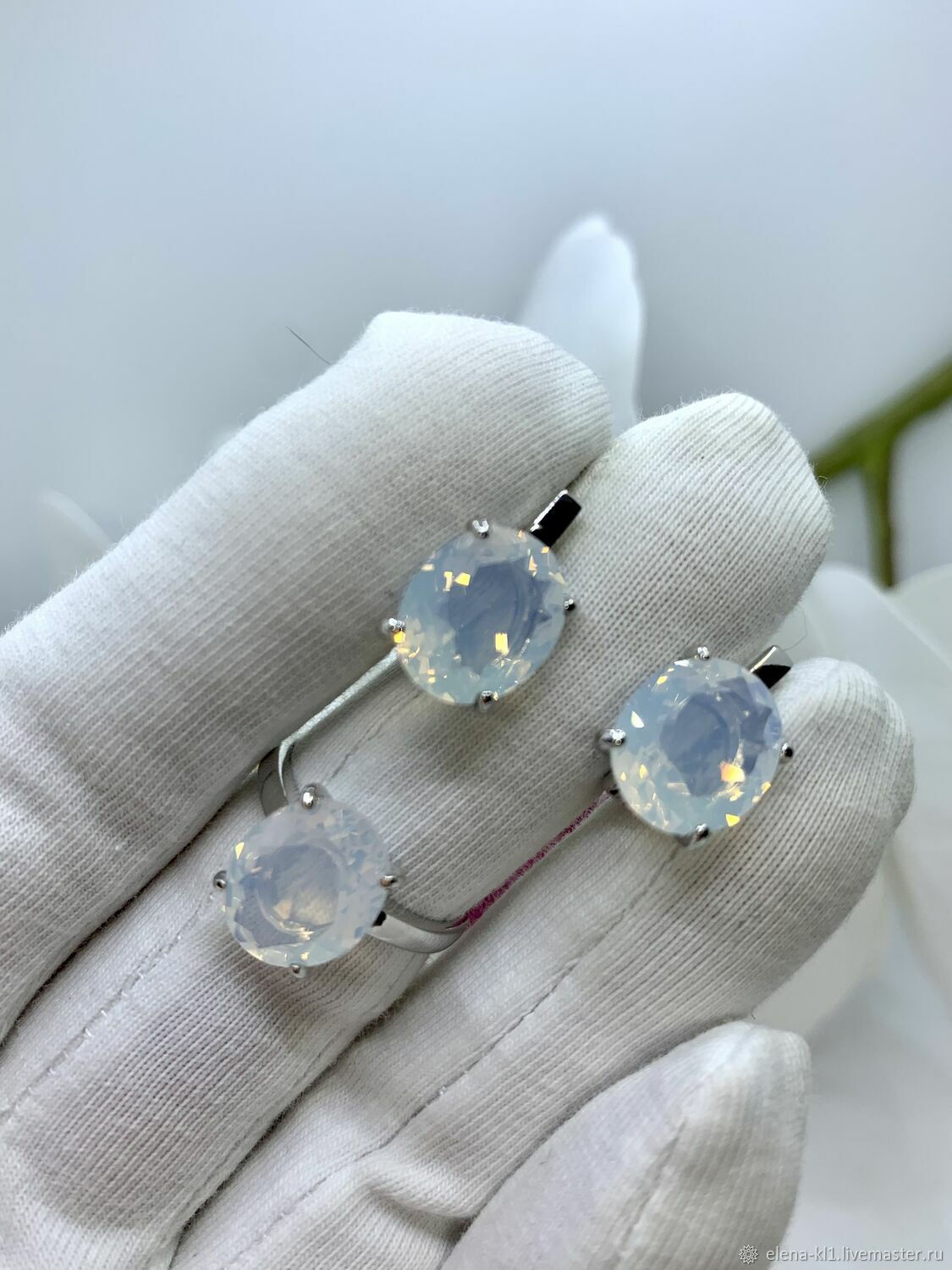 Плавленый кварц цвета лунный молочный комплект серебро 925 купить в ...