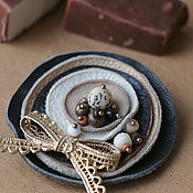 Necklace with epoxy in vintage style 