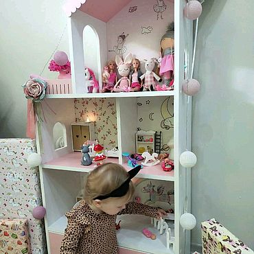 Дом для кукол своими руками: из фанеры, коробки и пенопласта, мастер-классы