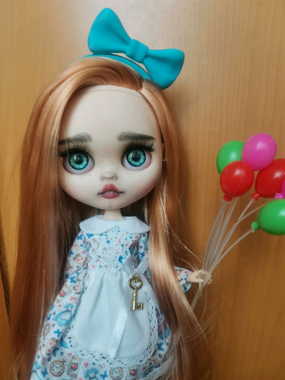 кукла блайз Кастом тбл blythe custom tbl dolls Алиса в стране чудес купить  в интернет-магазине Ярмарка Мастеров по цене 9999 ₽ – S9AJARU | Кукла  Кастом, Москва - доставка по России