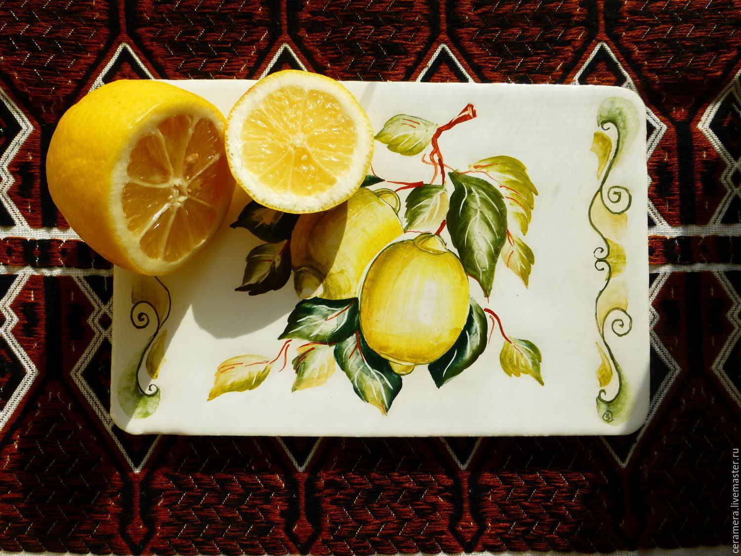 Кухня с лимонами