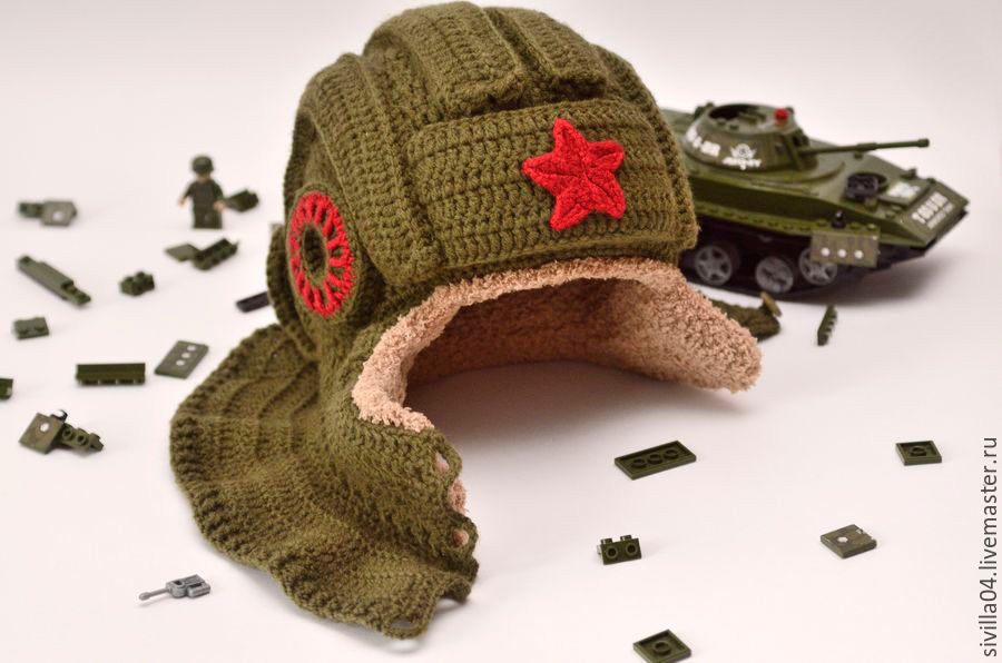 Вязаная шапка танкиста