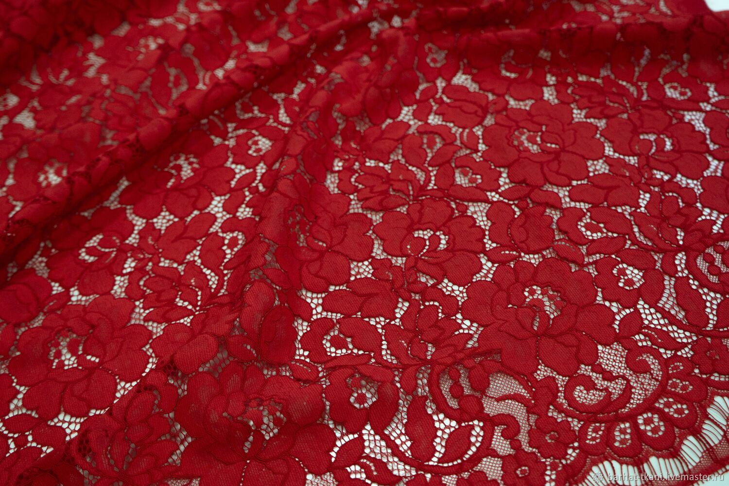 Кружево с кордом красное. Итальянские ткани, Ткани, Сочи,  Фото №1