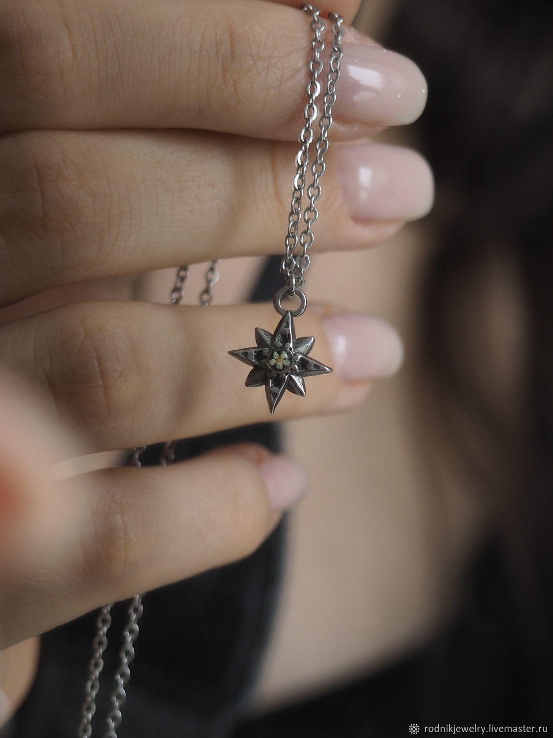 Кулон-звезда с цветком внутри. Серебряная подвеска из стали купить в ...