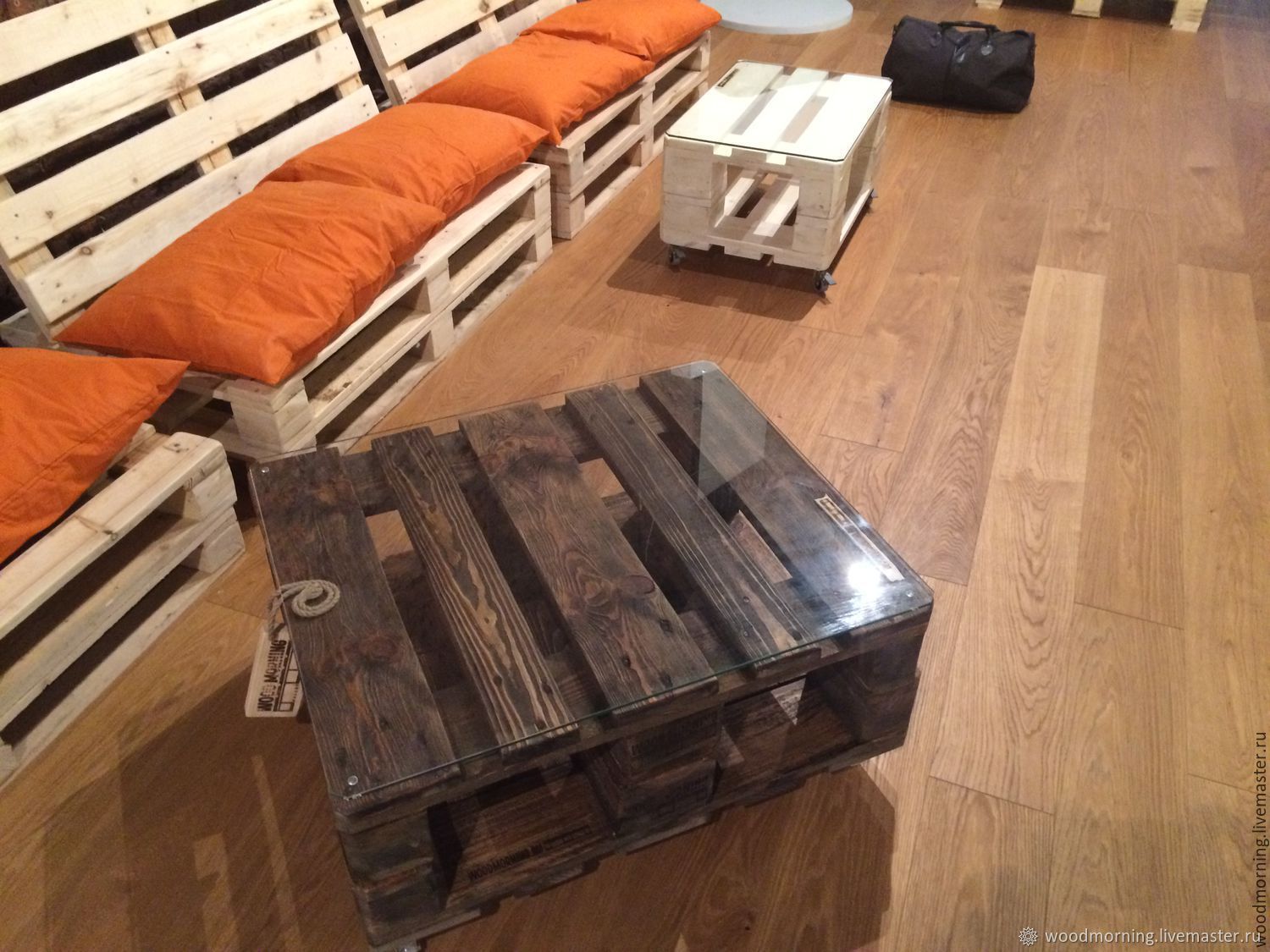 мебель из поддонов стол