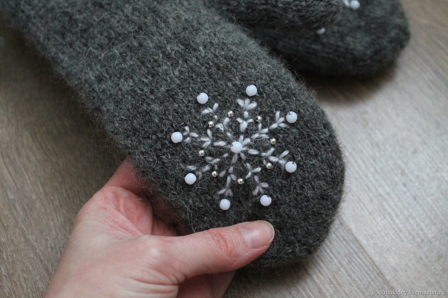 Grey Snowflake mittens with embroidery woolen mittens, Mittens, Cherepovets,  Фото №1