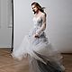 Colored wedding dress embodies modernity and classic. Padrino-grey base and flying tulle color ivory. Feminine back and Chantilly lace on the corset.

