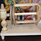 Материалы для творчества handmade. Livemaster - original item Electric spinning wheel for spinning lint and wool .Electric spinning wheel.. Handmade.