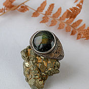 Украшения handmade. Livemaster - original item Men`s ring with yellow-green labradorite 