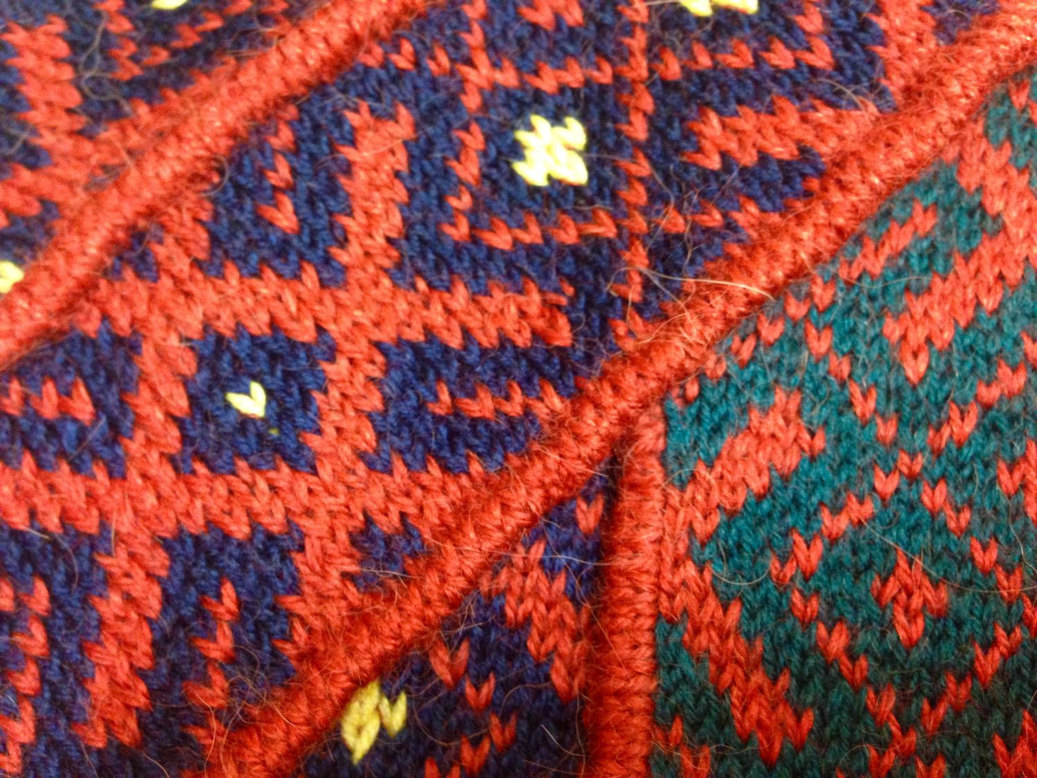 Вязала на заказ детали для платья:)