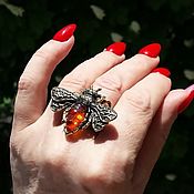 Украшения handmade. Livemaster - original item Bee Insect Ring with Amber Large Attractive. Handmade.