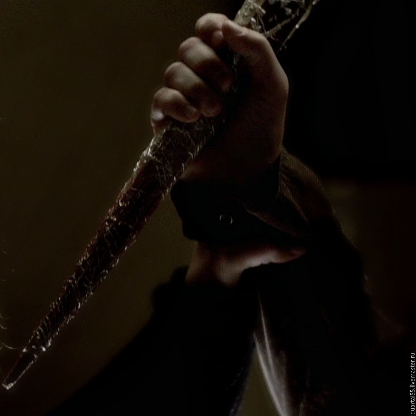 Аларик дневники вампира. Кол из белого дуба дневники вампира. Убейте кол. Белый дуб кол. Убейте кол.