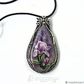 Украшения handmade. Livemaster - original item A gift of a Magnolia pendant. With lacquer painting on fluorite.. Handmade.