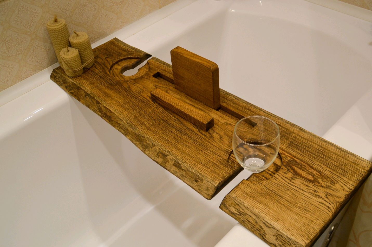 Деревянный столик-полка для ванны