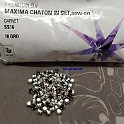 Материалы для творчества handmade. Livemaster - original item 10pcs Rhinestones in Dac Garnet SS16 4mm maxima Crystal Bezels. Handmade.