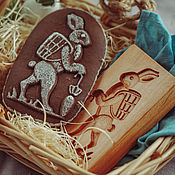 Для дома и интерьера handmade. Livemaster - original item Bakeware: Gingerbread Stamp Hare with basket. Handmade.